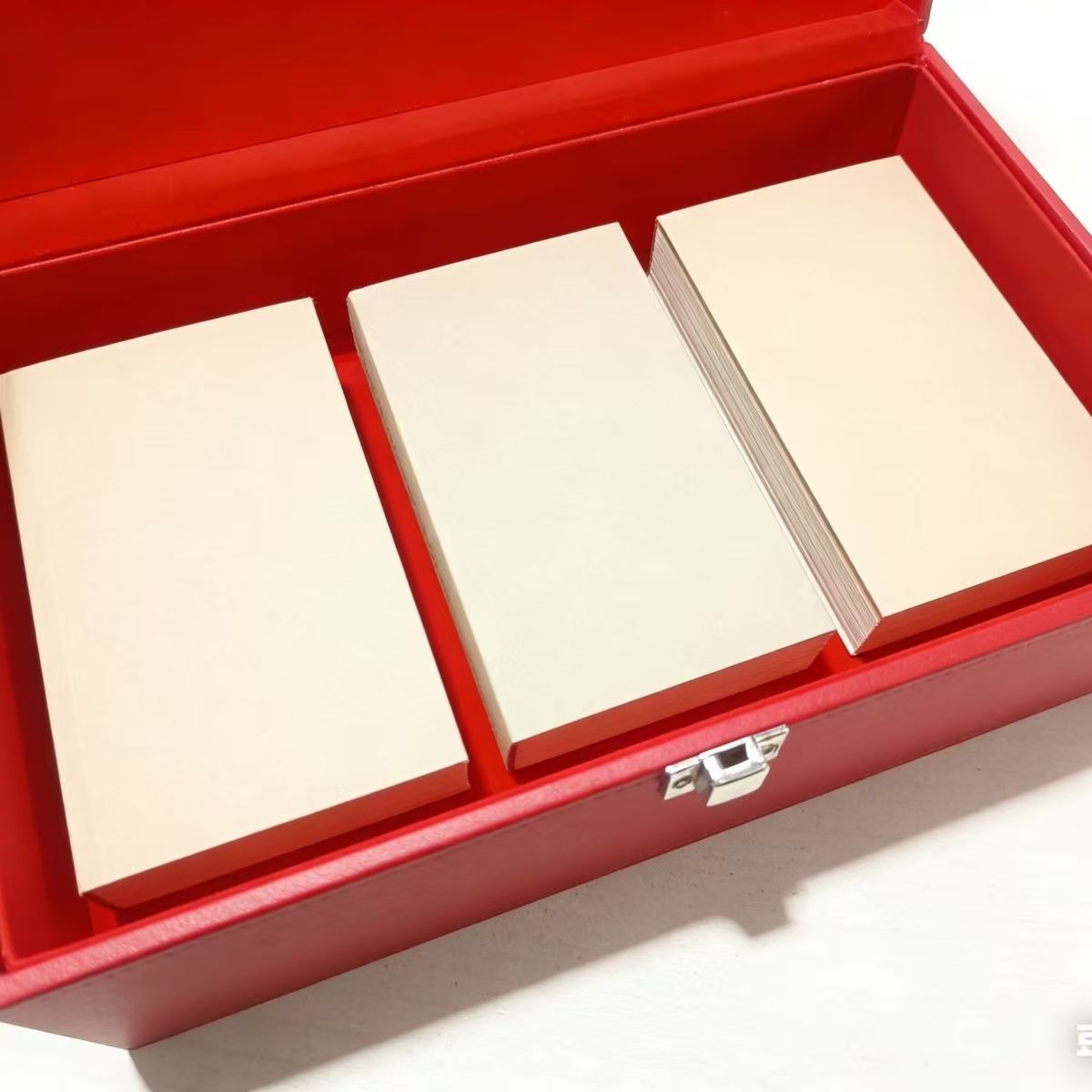 صندوق هدايا جلدي فارغ لتخزين ا - مراجعة Archive Box Set وسعره